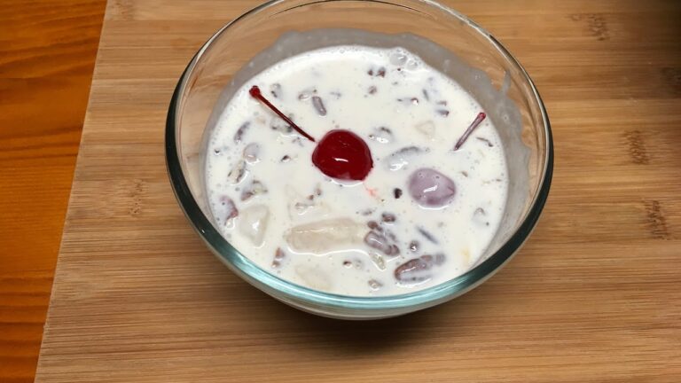 Delicioso Coctel de Fruta con Crema: Una Explosión de Sabores