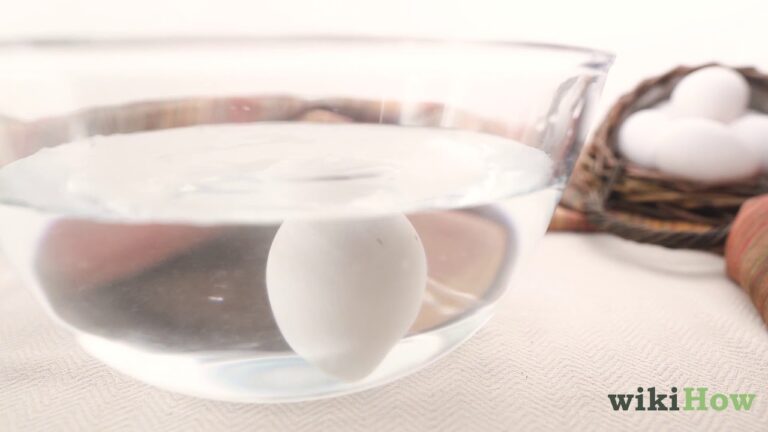 Cómo saber si un huevo está podrido: truco del agua