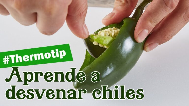 Cómo desvenar chiles jalapeños para rellenar