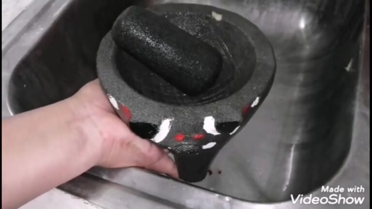 Gu&iacute;a para limpiar un molcajete de forma eficiente