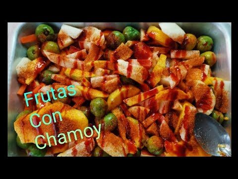 Delicioso Coctel de Frutas con Chamoy: Frescura y Sabor en Cada Sorbo