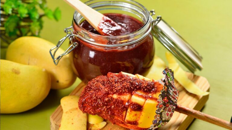 Descubre los Ingredientes Esenciales del Chamoy