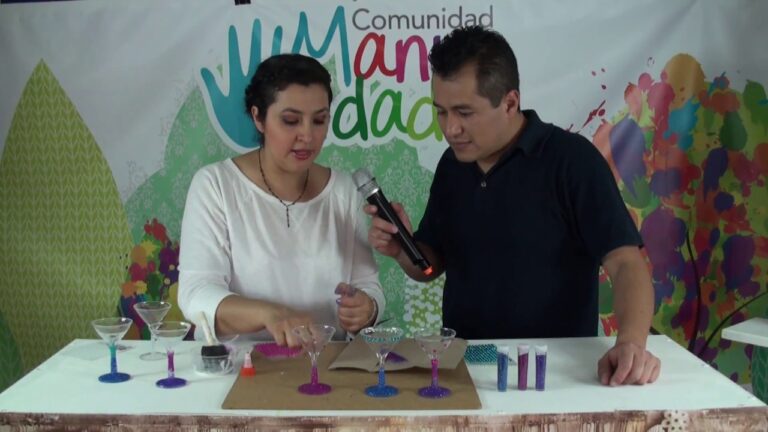 Decoraci&oacute;n de Copas para 15 A&ntilde;os con Diamantina