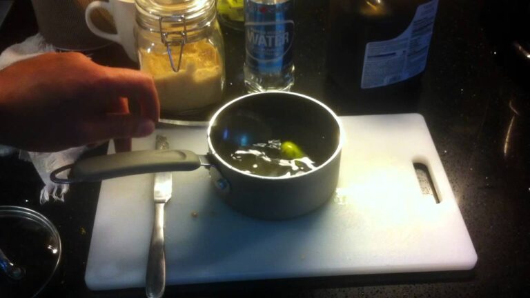 C&oacute;mo preparar el t&eacute; de lim&oacute;n de manera perfecta