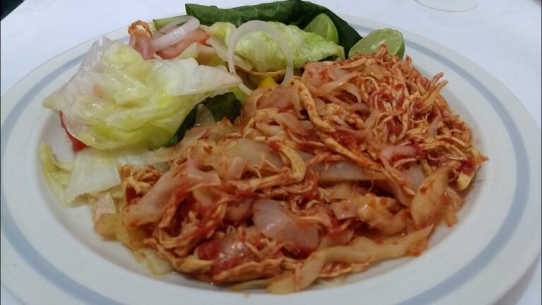 Receta Fácil de Tinga de Pollo con Col